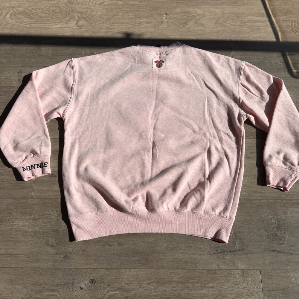 Disney x Macys Minnie Mouse balloon sweatshirt - size large - Picture 7 of 9